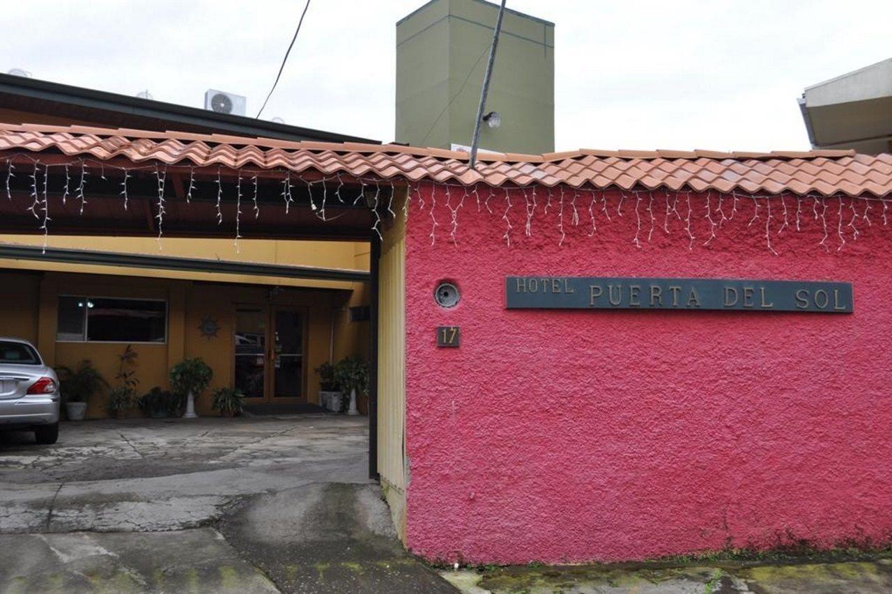 Hotel Puerta Del Sol - San Jose Airport Экстерьер фото